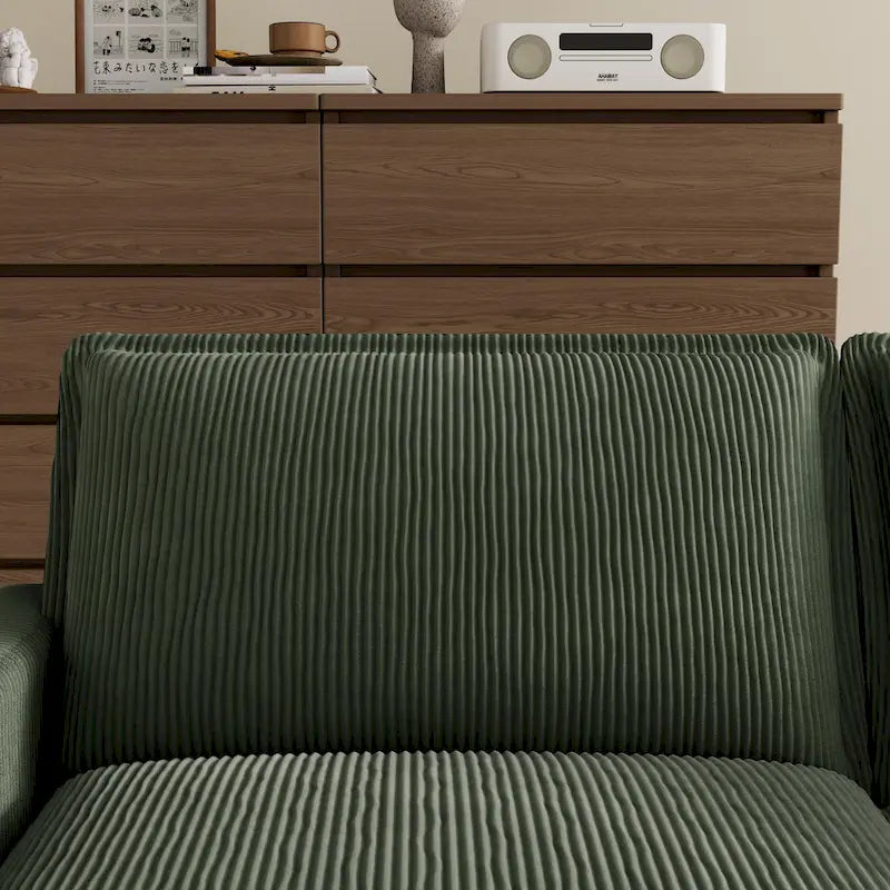 Divano a 4 posti 103 Corduroy Modern Classic con seduta profonda e 4 cuscini