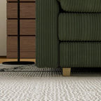 Divano a 4 posti 103 Corduroy Modern Classic con seduta profonda e 4 cuscini