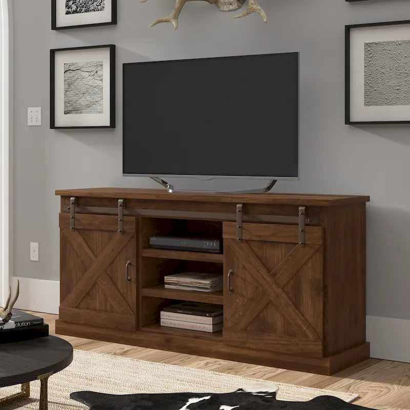 Mobile TV The Gray Barn Sycamore Rise Farmhouse in Legno da 66 pollici