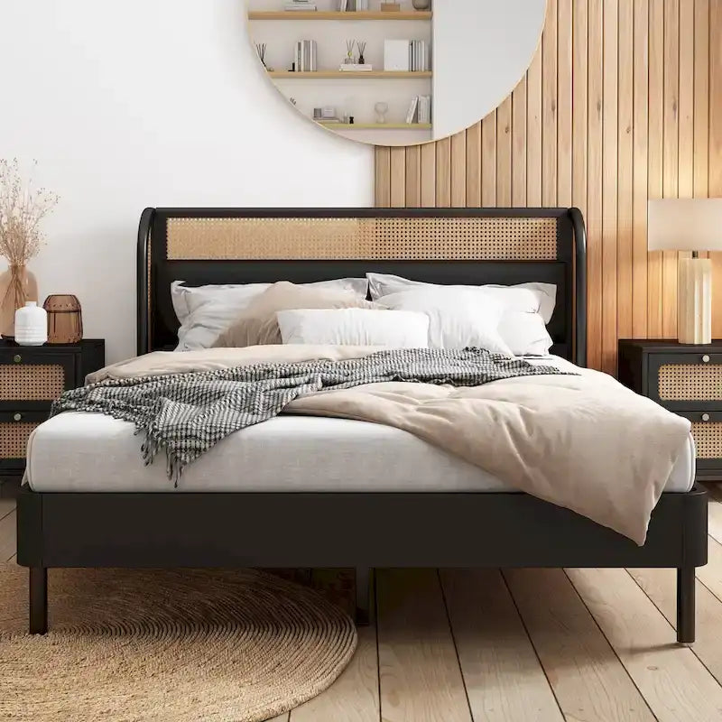 Letto a piattaforma Queen size con schienale alto e ali, in noce e rattan nero, 2 persone